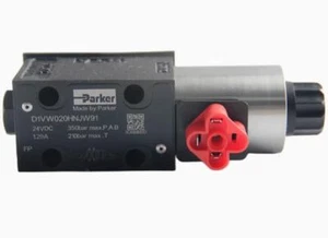 1PC New D1VW020HNJW91  Electromagnetic Directional Valve - Picture 1 of 4