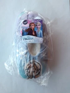 New Fuzzy Toddler Slipper Socks 4T-5T Frozen Anna Elsa non Slip Bottom NWT - Picture 1 of 3