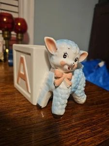 Vintage Napcoware Baby Kinderzimmer Lamm Baustein Keramik blau TOP  - Bild 1 von 13