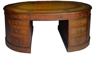 Escritorio Maitland-Smith Foto 1 de 4