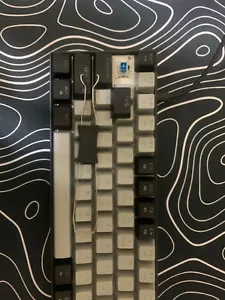 Gaming Keyboard Combo that’s rarely used, pretty much new - Picture 1 of 11