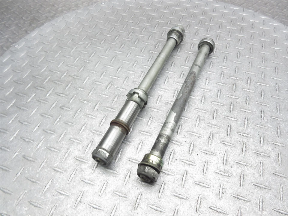 Honda CBR600 F4i 2005 04-06 eje trasero eje pivote espaciador perno pasador par Foto 1 de 4