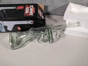 Glas Tommy Gun Flasche Schnaps Dekanter Vase - Bild 1 von 5