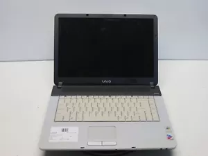 Sony Vaio VGN-FS760 PCG-7D2L Intel Centrino 2 GB NO HDD senza batteria - Foto 1 di 11