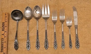 Supreme Cutlery Towle TWS156 Serving Spoon Meat Fork Lot Set Ornate Scroll - Picture 1 of 9