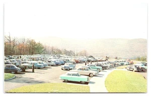 Pinnacle MT Parkplatz Cumberland Tennessee alte Autos nicht verschickte Postkarte - Bild 1 von 2