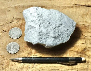tuff - teaching hand specimen of a very pure lithified white volcanic ash - Picture 1 of 11