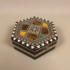 Vintage Small Wooden Marquetry Box Hexagon Trinket Jewellery Red Lining Mirror - Picture 1 of 10