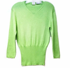 TSE Apple Green Cashmere And Silk V Neck Lightweight Sweater Size M Minimalist - Picture 1 of 7