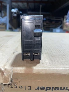 Square D QO2100 Circuit Breaker 100A 2 Pole 240 VAC - Picture 1 of 5