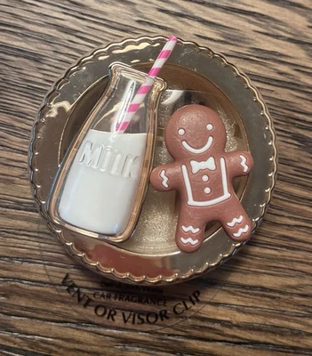 Bath & Body Works Pan de Jengibre Hombre con Botella de Leche Coche Fragancia Visera Ventilación Clip Foto 1 de 3