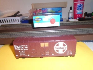 ATHEARN #2094 40' CARRO DE CARGA DE GRANOS A GRANEL - SANT FE #ATSF 21889 HO - Imagen 1 de 6
