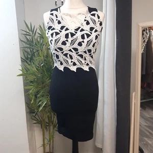 Black Diva BodyCon Dress. Size M Knee Length. Lace Bodice Pattern BNWT (H27) - Picture 1 of 6