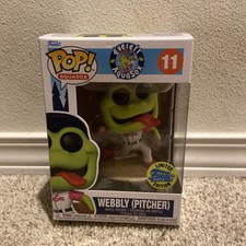 Funko Pop! Everett AquaSox SGA Funko Field Exclusive Webbly (Pitcher) #11 Pink