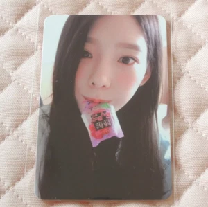 POCA TAEYEON "HOLIDAY NIGHT" 6TH ALBUM HOLIDAY VER OFFICIAL PHOTOCARD SNSD KPOP - Picture 1 of 1
