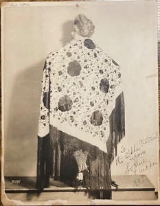 FINEST Sophie Tucker Signed Original Photograph 1927 10.75 X 13.75 - Picture 1 of 3