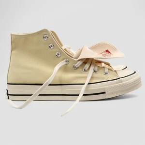 Converse Women's Chuck 70 High Top Lifestyle Shoes Sneakers  Wmn 11.5 / Men 9.5 - Picture 1 of 8