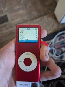 Apple iPod nano 8 GB Red (2nd Generation A1199) Works. Missing Top Grade C- - Picture 1 of 5