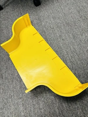 FRRF2412YL (Panduit) FiberRunner Fitting Reducer from 24x4 to 12x4 Yellow - Image 1 of 4