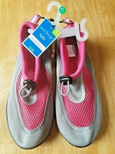 Zapatos de agua para niñas M (2-3). Totalmente nuevo. West Loop. Rosa/gris. ENVÍO GRATUITO. - Imagen 1 de 5