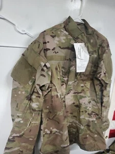 Giacca top Small Regular US ARMY ISSUE MULTICAM - IGNIFUGA nuova - Foto 1 di 8