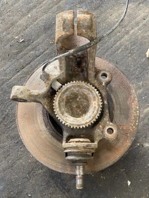 Ford Transit Mk6/ Mk7 N/S Front 6 Stud Hub - Image 1 of 4