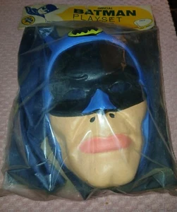 Rare 1965 BATMAN PLAYSET By Ben Cooper In Pakage - Picture 1 of 2
