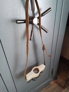 vintage cattle halter for medicine wall decoration collectable - Picture 1 of 6