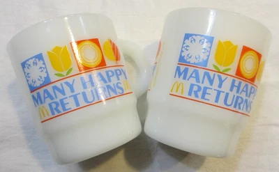 Duas canecas/copos de café vintage McDonald's "Muitos retornos felizes" - Imagem 1 de 4
