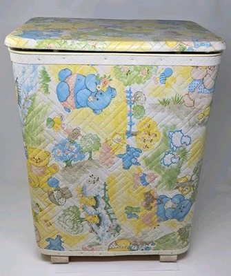 Vintage 1950s Redmon Bear Bunnies And Cats Baby Nursery Clothes Hamper Basket - Image 1 of 4