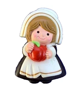 Hallmark PIN Thanksgiving Vintage PILGER Mädchen KÜRBIS 1983 Urlaub Brosche - Bild 1 von 2