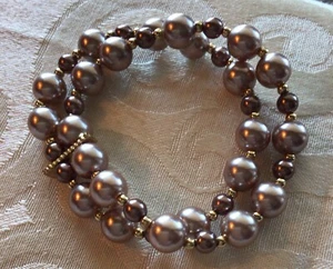 Vintage RMN Double Strand Faux Pearl Gold Tone Bracelet  - Picture 1 of 4