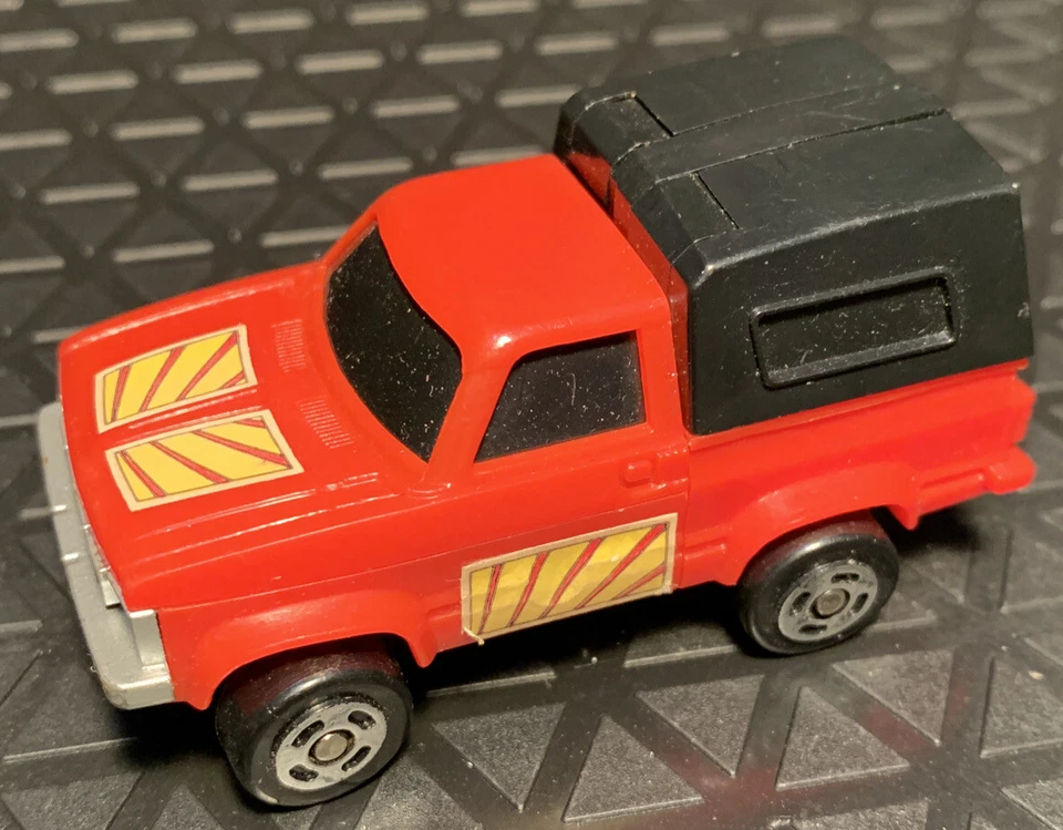 Vintage 1984 Remco Zybots Red Explorer Truck w/ Camper Transforming Robot - Image 1 of 4