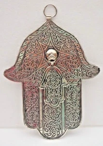  DOUBLE HAND OF FATIMA / HAND OF HAMSA ~ GOOD LUCK ~ CHARM ~ ENGRAVED METAL - Picture 1 of 2