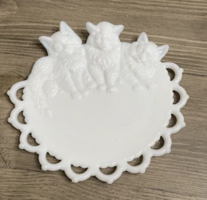 Vintage Westmoreland Milk Glass 3 Kittens, Cats Dish Plate - Bild 1 von 6