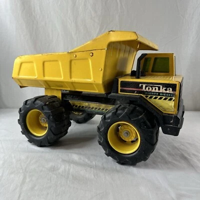 Caminhão basculante vintage década de 1990 Tonka Mighty Diesel amarelo EUA metal brinquedo grande menino sujeira - Imagem 1 de 4