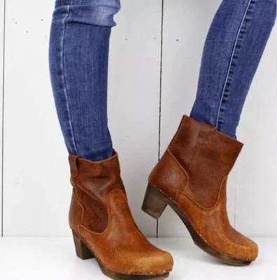 SANITA JUNA Cuero Envejecido Madera Tacón Zueco Pull On Botas en Coñac 39 Foto 1 de 4