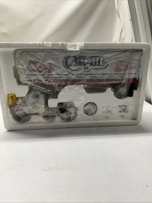 1st Gear 1:34 Scale Eastwood Automobilia Colectibles CARAIL Tractor & Trailer 1 - Image 1 of 4