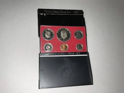 1977-S U.S. Proof Set 6 Coin Clad Black Box Cover