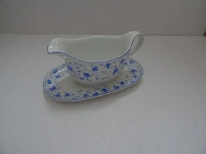 Arzberg Blaue Blüte Sauciere 20,5 mal 12,5 H 10 - Bild 1 von 3