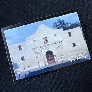 Vintage Souvenir THE ALAMO San Antonio, TX 2" x 3" Photo Flat Fridge Magnet - Imagen 1 de 6