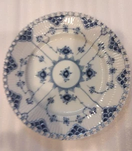 Royal copenhagen Blue Fluted Full Lace Plate 619 1Pc - Picture 1 of 7