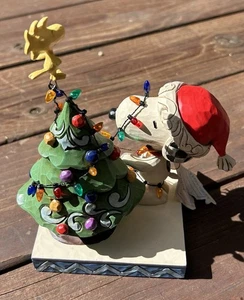 Figura retirada Jim Shore Peanuts Snoopy & Woodstock enredada en Navidad Joy - Imagen 1 de 10