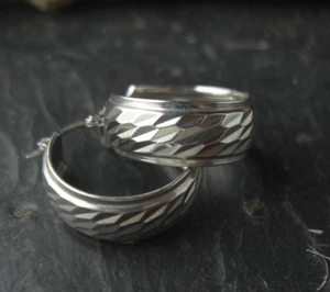 Ohrringe Creolen rhodiniert facettierter Ring 925 Sterling Silber - Picture 1 of 3