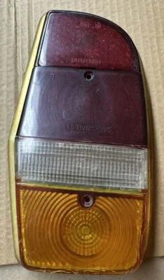 🚘💡 Luz trasera izquierda Volvo 144 1971 usada lente trasera lateral del conductor Foto 1 de 4