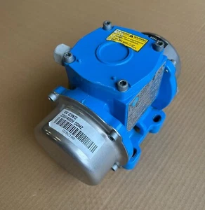 Vibration Motor Venanzetti Vibrazioni VV03N/2 - Picture 1 of 4