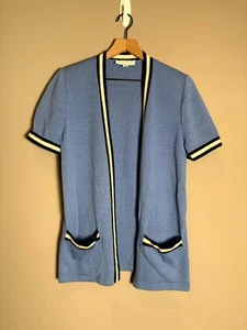 St John Santana Strick Cardigan Pullover blau Kurzarm vorne offen Größe M - Bild 1 von 8