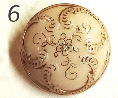 Elección: botones de vidrio victoriano antiguos ~ vidrio de leche blanco o vidrio de caramelo Foto 1 de 3