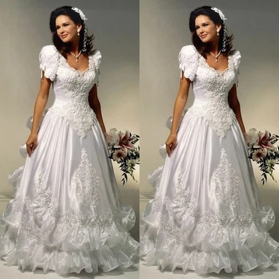 Vintage Victorian Wedding Dresses Medieval Lace Appliques Ruffled Bridal Gowns - Image 1 of 4