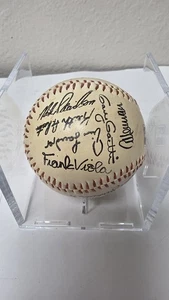 Minnesota Twins Facsimile Multi-Signature Souvenir Baseball – 1987/1991 Champion - Picture 1 of 23